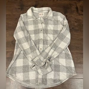 Super soft stretchy Faherty button down